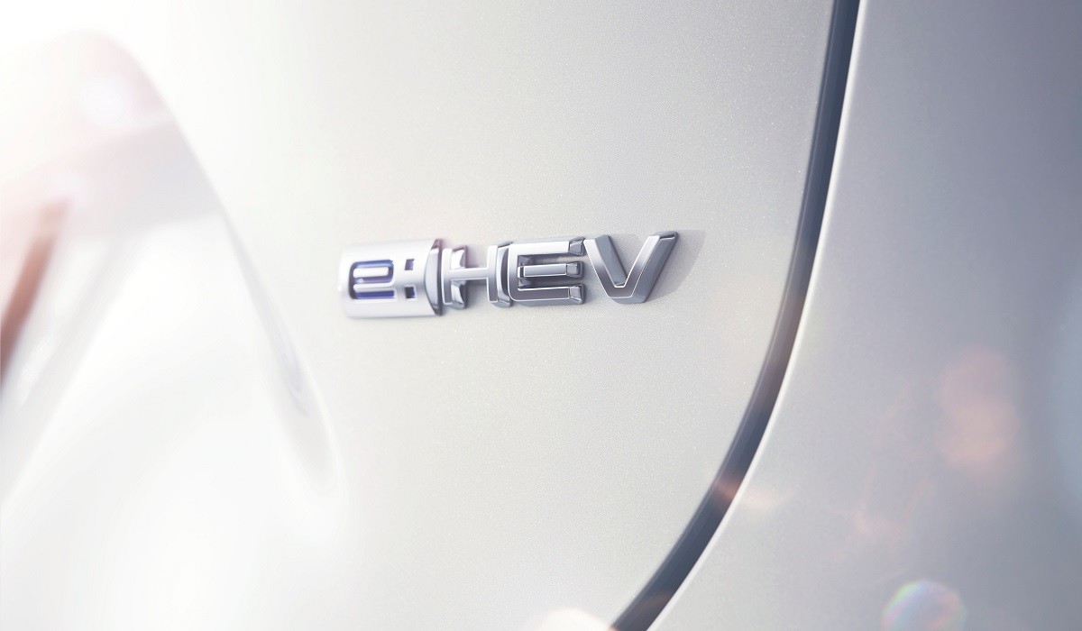 Кроссовер Honda HR-V нового поколения представят через месяц Кроссовер Honda HR-V нового поколения представят через месяц