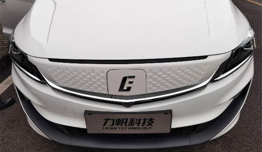 Lifan перешел к Geely и показал новый электромобиль