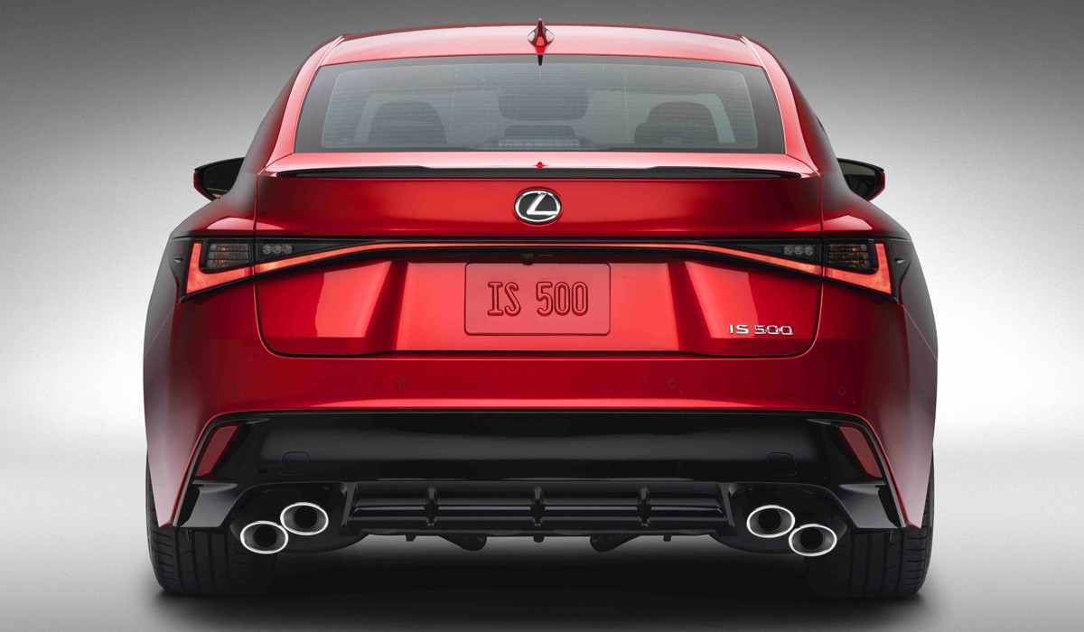 Представлен седан Lexus IS 500 с атмосферным V8 Представлен седан Lexus IS 500 с атмосферным V8