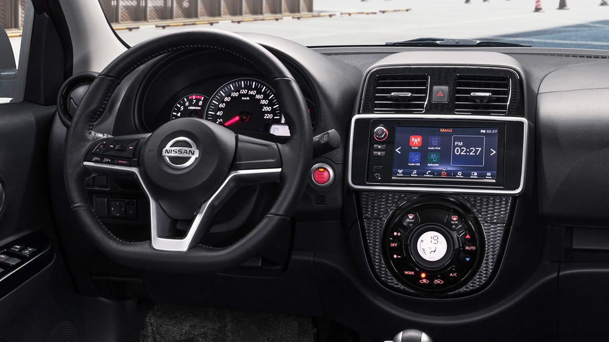 Обновленный Nissan March: другая жизнь старой Микры Обновленный Nissan March: другая жизнь старой Микры