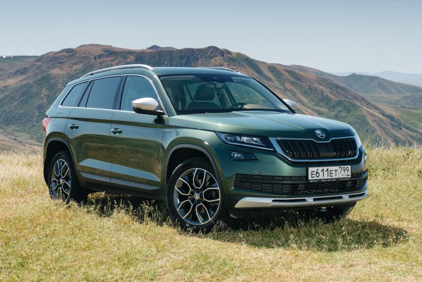 Расширен список автомобилей, облагаемых налогом на роскошь Расширен список автомобилей, облагаемых налогом на роскошь