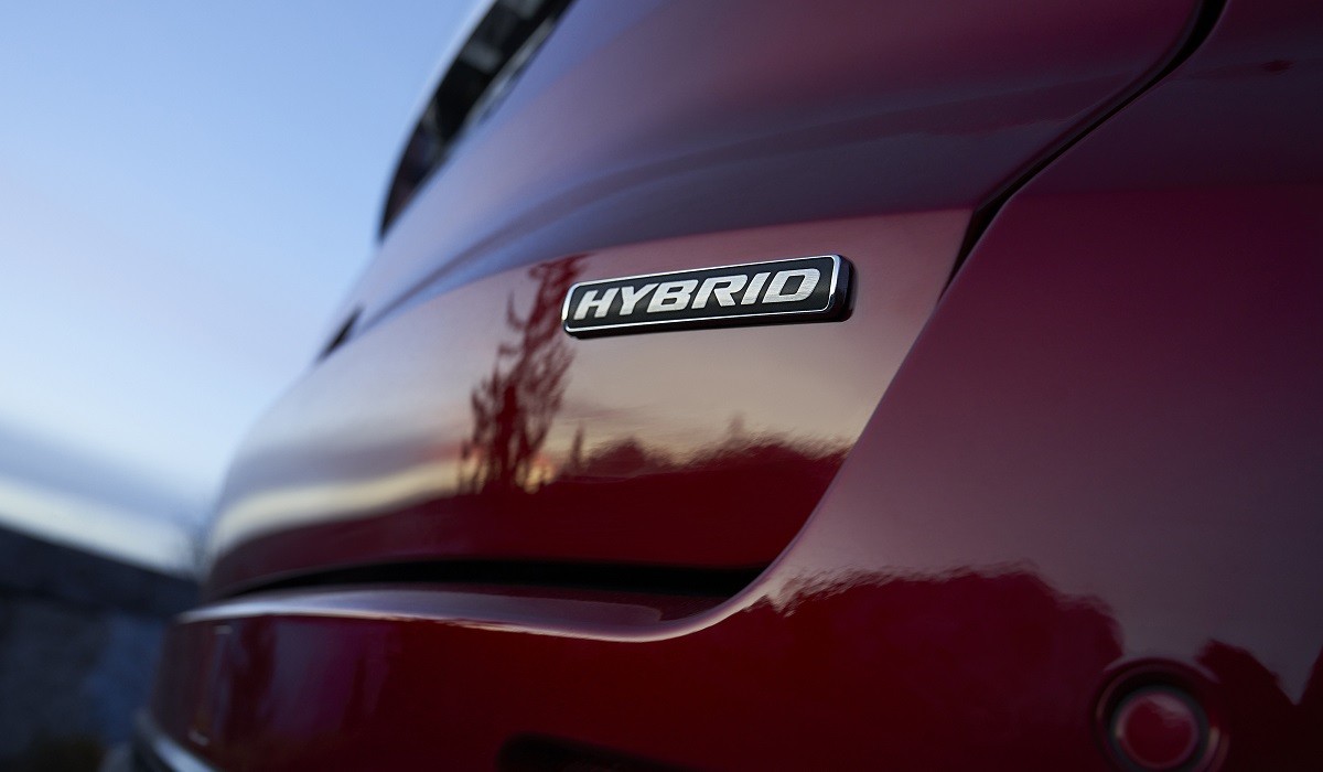 Минивэны Ford S-Max и Galaxy стали гибридами на закате карьеры Минивэны Ford S-Max и Galaxy стали гибридами на закате карьеры