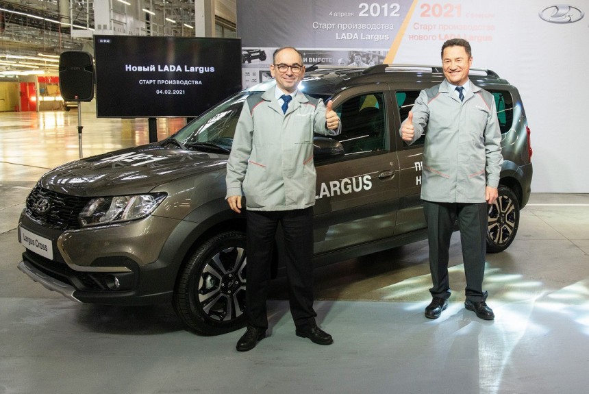 Обновленная Лада Ларгус: старт производства и интерьер Обновленная Лада Ларгус: старт производства и интерьер
