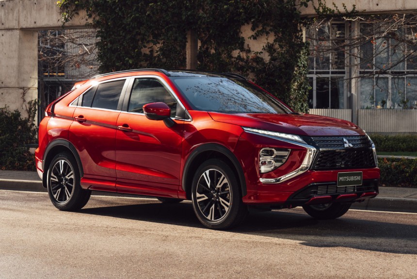 Обновленный Mitsubishi Eclipse Cross: цены в России