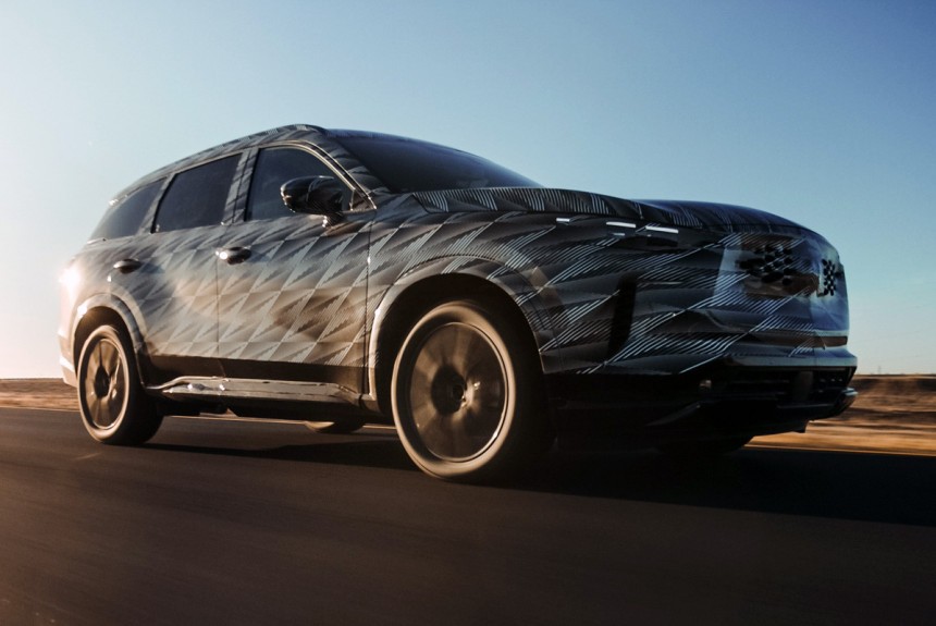 Новый кроссовер Infiniti QX60 сменит вариатор на «автомат»