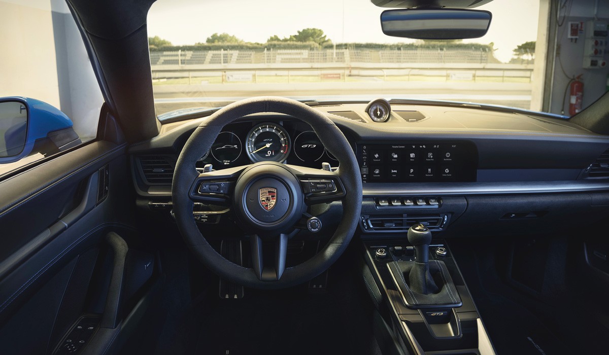 Новый Porsche 911 GT3 еще сильнее отдалился от базовой модели Новый Porsche 911 GT3 еще сильнее отдалился от базовой модели