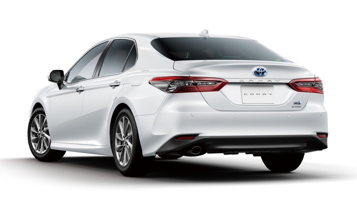 Обновленная Toyota Camry: версии для Японии