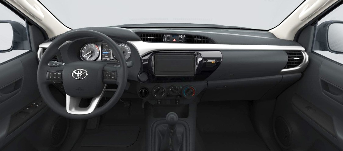 Toyota Hilux в России: «раздетая» версия с бензиновым мотором