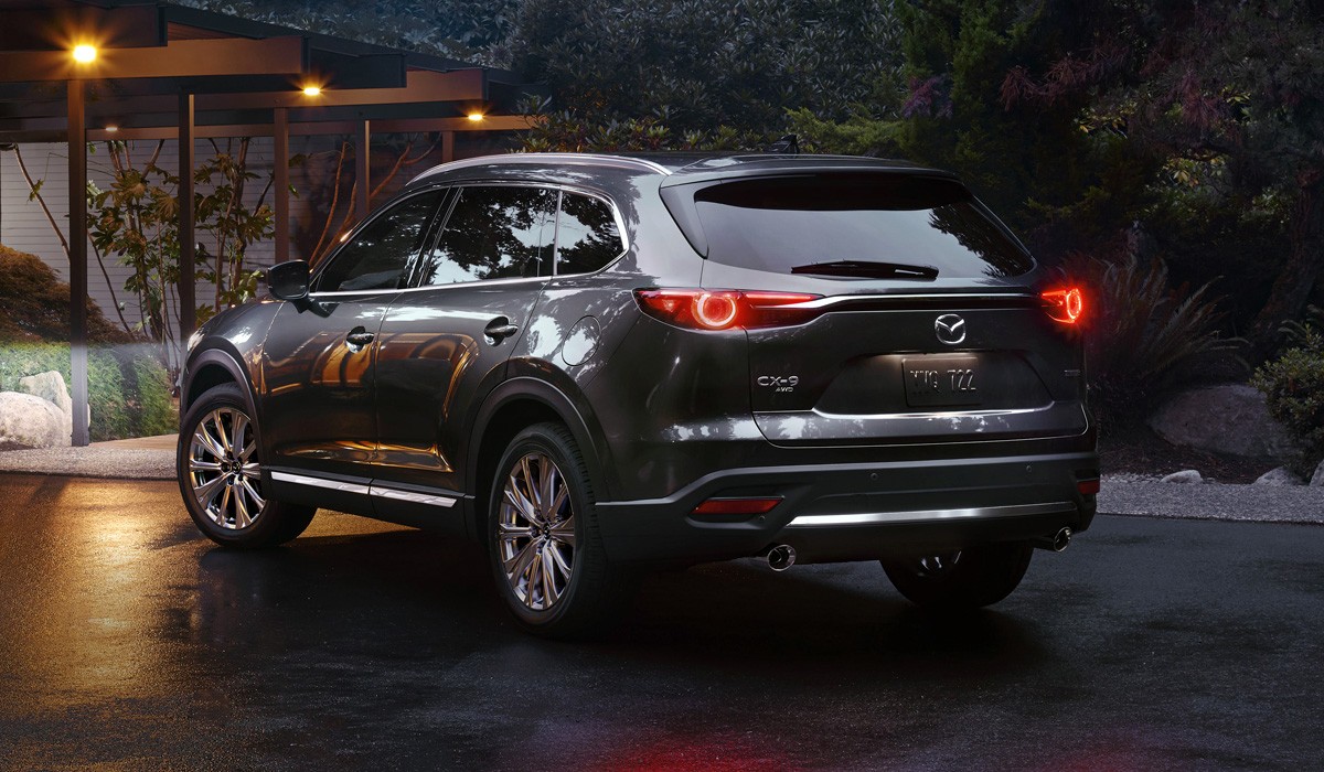 Обновленная Mazda CX-9 в России: подробности и цены