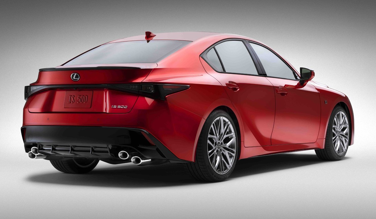 Представлен седан Lexus IS 500 с атмосферным V8 Представлен седан Lexus IS 500 с атмосферным V8