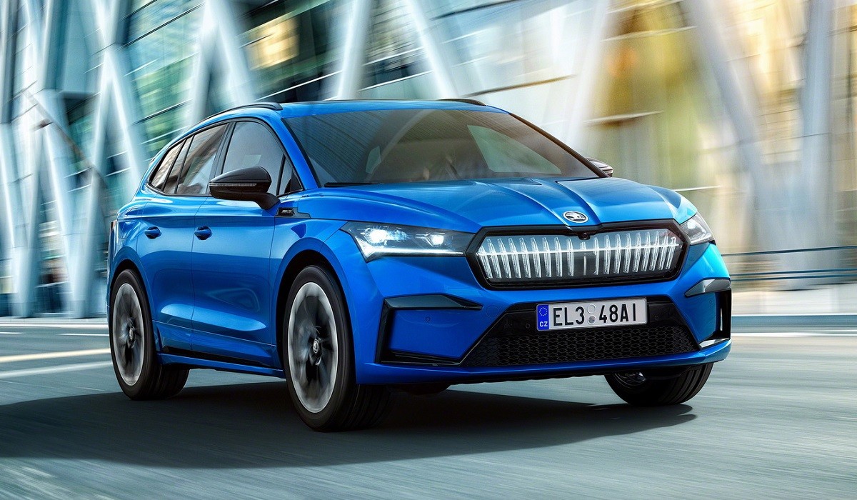 Электромобиль Skoda Enyaq Sportline iV проникся духом RS-версии