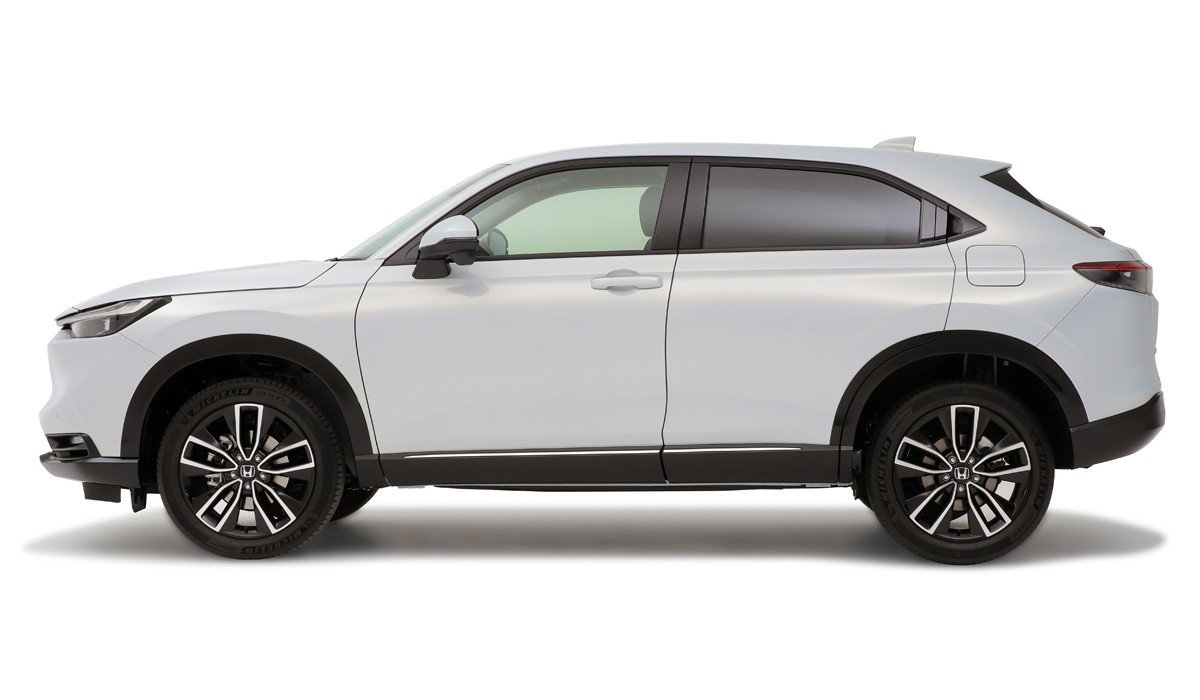 Новый кроссовер Honda Vezel дебютировал в Японии Новый кроссовер Honda Vezel дебютировал в Японии