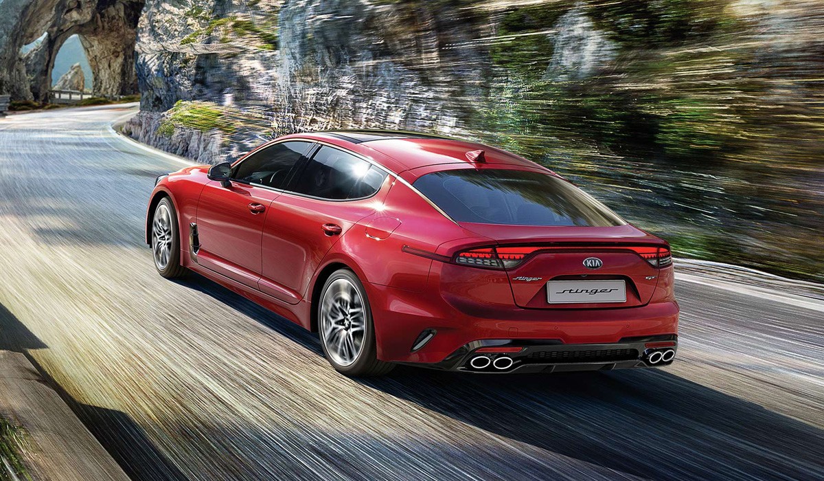 Обновленный лифтбек Kia Stinger: цены в России