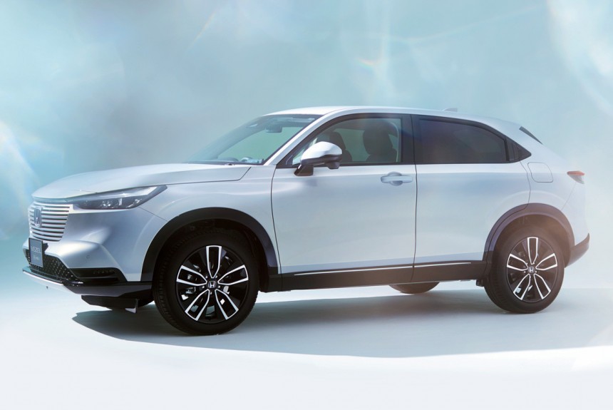 Новый кроссовер Honda Vezel дебютировал в Японии Новый кроссовер Honda Vezel дебютировал в Японии