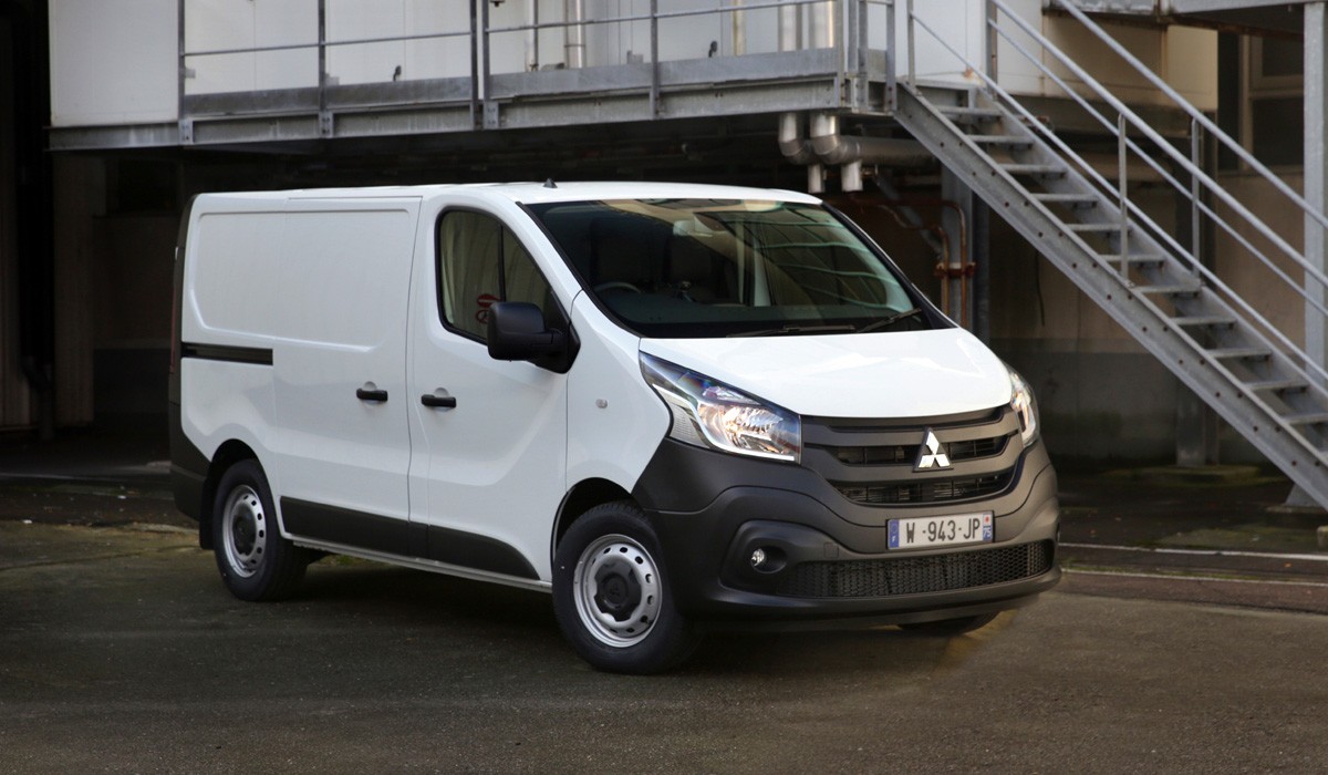 Mitsubishi будет продавать в Европе перелицованные Renault