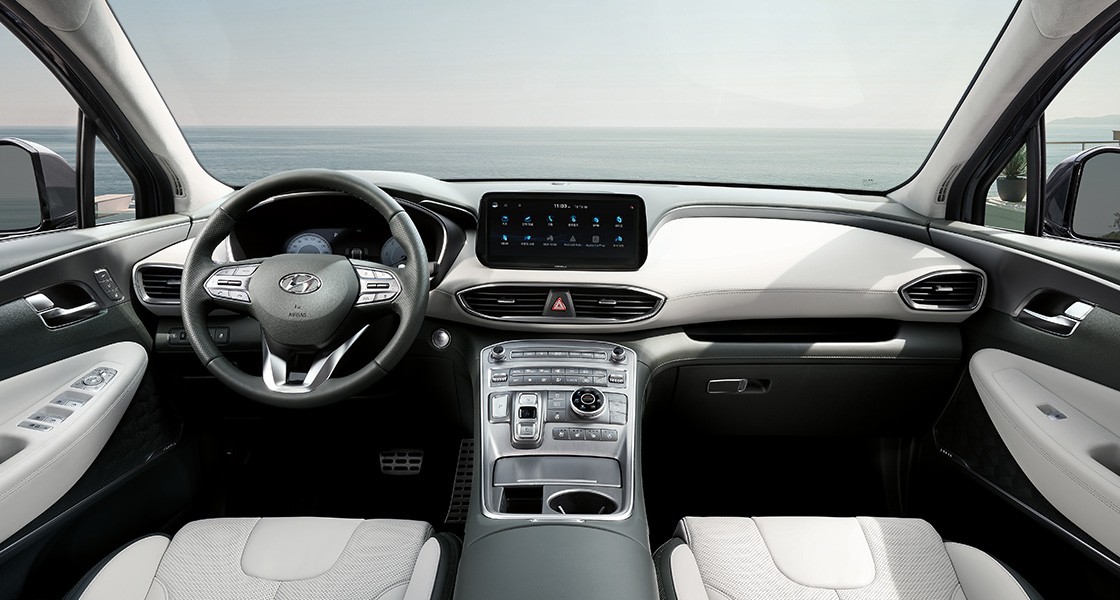 До России добрался Hyundai Santa Fe в топ-версии Calligraphy