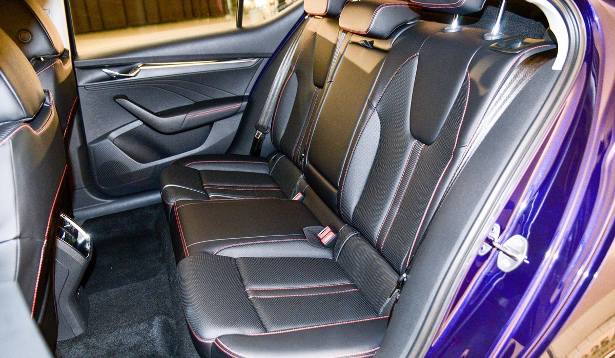 Представлена удлиненная Skoda Octavia Pro Представлена удлиненная Skoda Octavia Pro