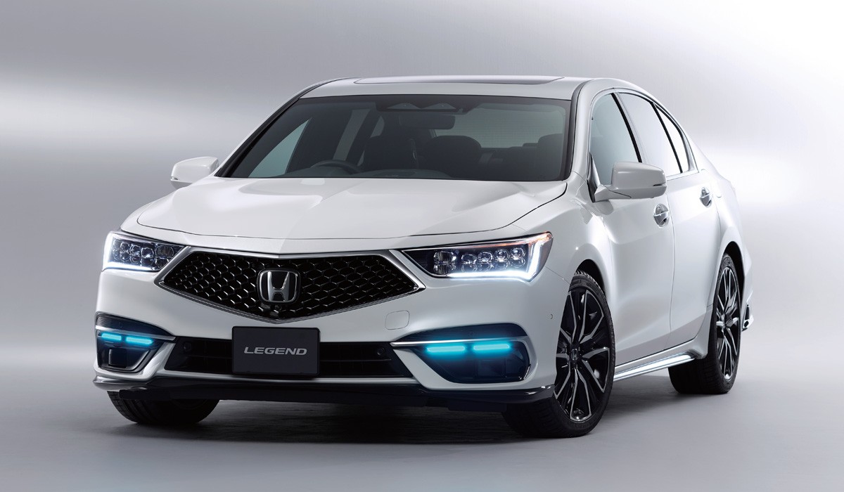 Honda вывела на рынок первый серийный автопилот третьего уровня Honda вывела на рынок первый серийный автопилот третьего уровня