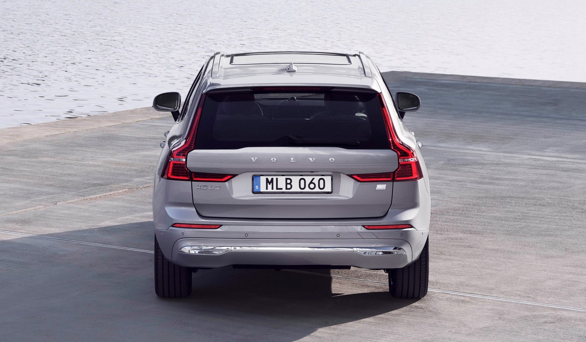 Обновленный кроссовер Volvo XC60 перешел на Android