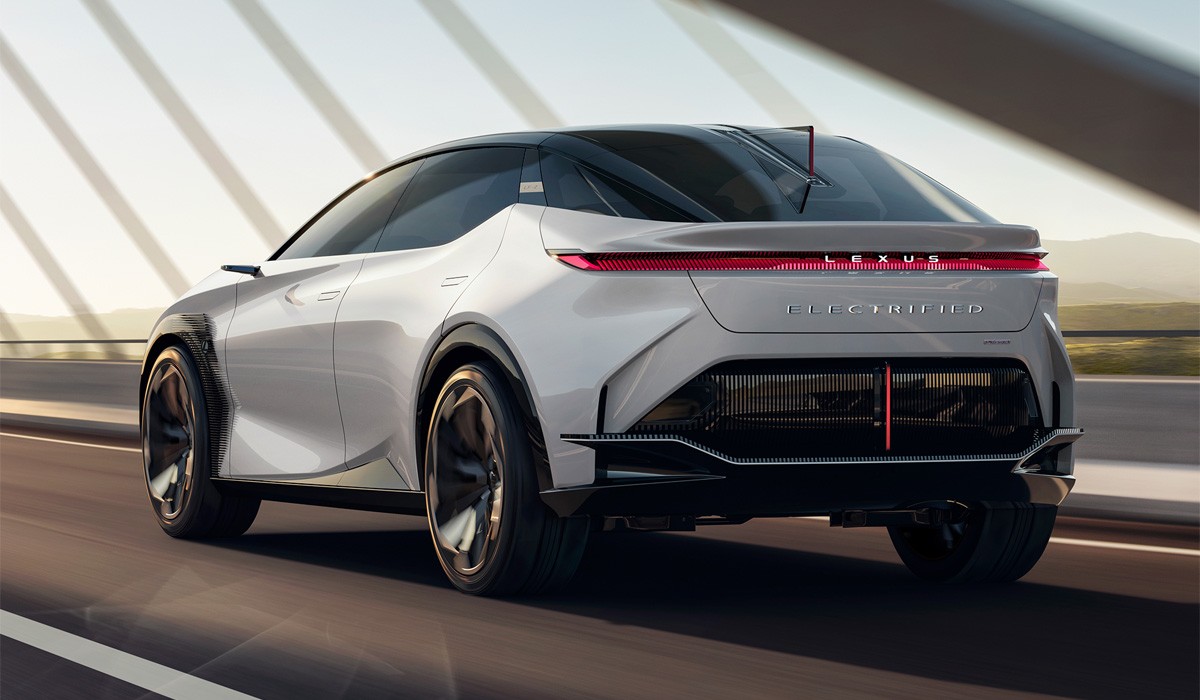 Lexus LF-Z Electrified: второй шаг к серийному электромобилю