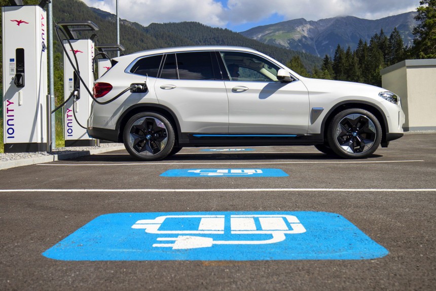 Планы BMW: электрификация Mini и Новый класс Планы BMW: электрификация Mini и Новый класс