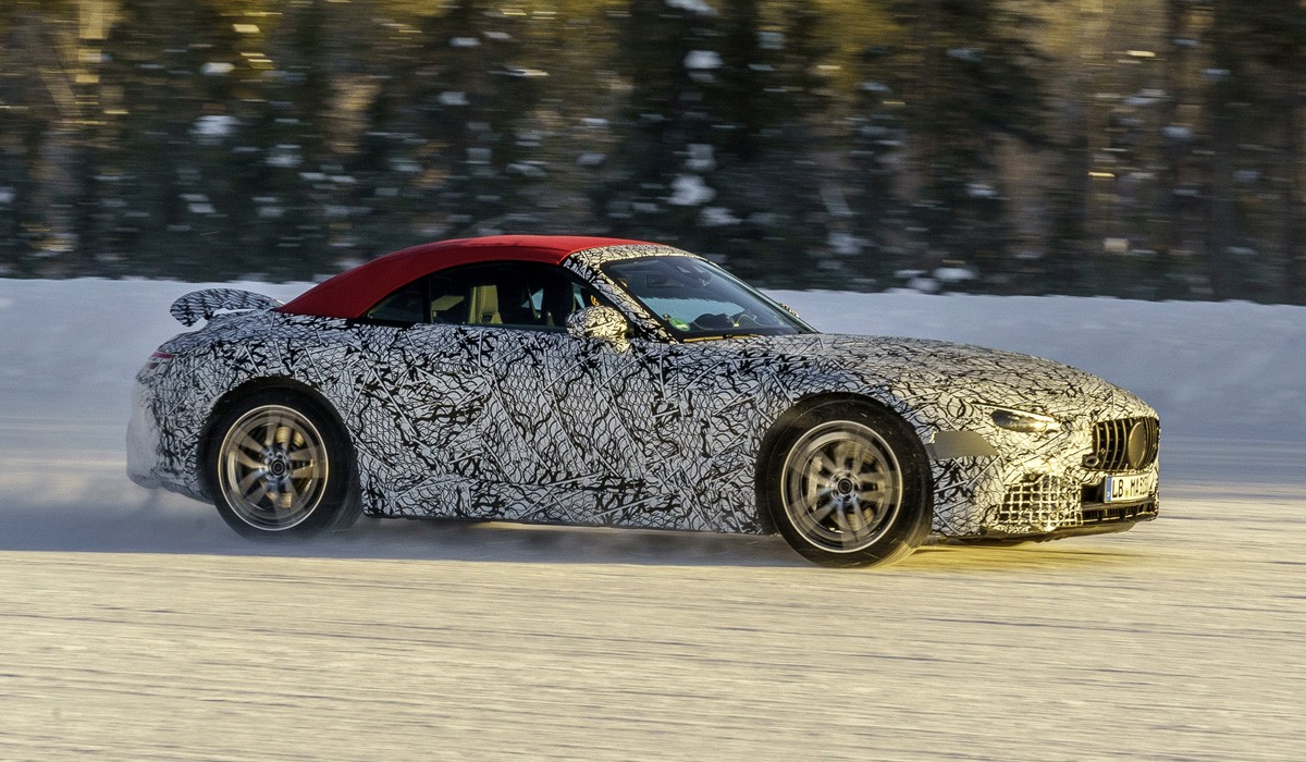 Новый Mercedes-AMG SL будет полноприводным Новый Mercedes-AMG SL будет полноприводным