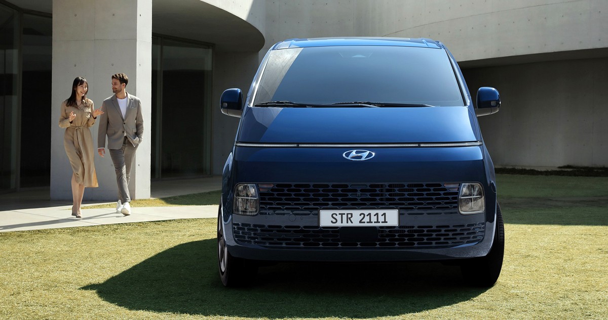 Новый минивэн Hyundai Staria: рассекречены все версии Новый минивэн Hyundai Staria: рассекречены все версии