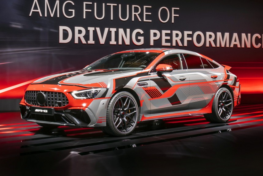 AMG переходит на гибриды: представлена система E Performance AMG переходит на гибриды: представлена система E Performance