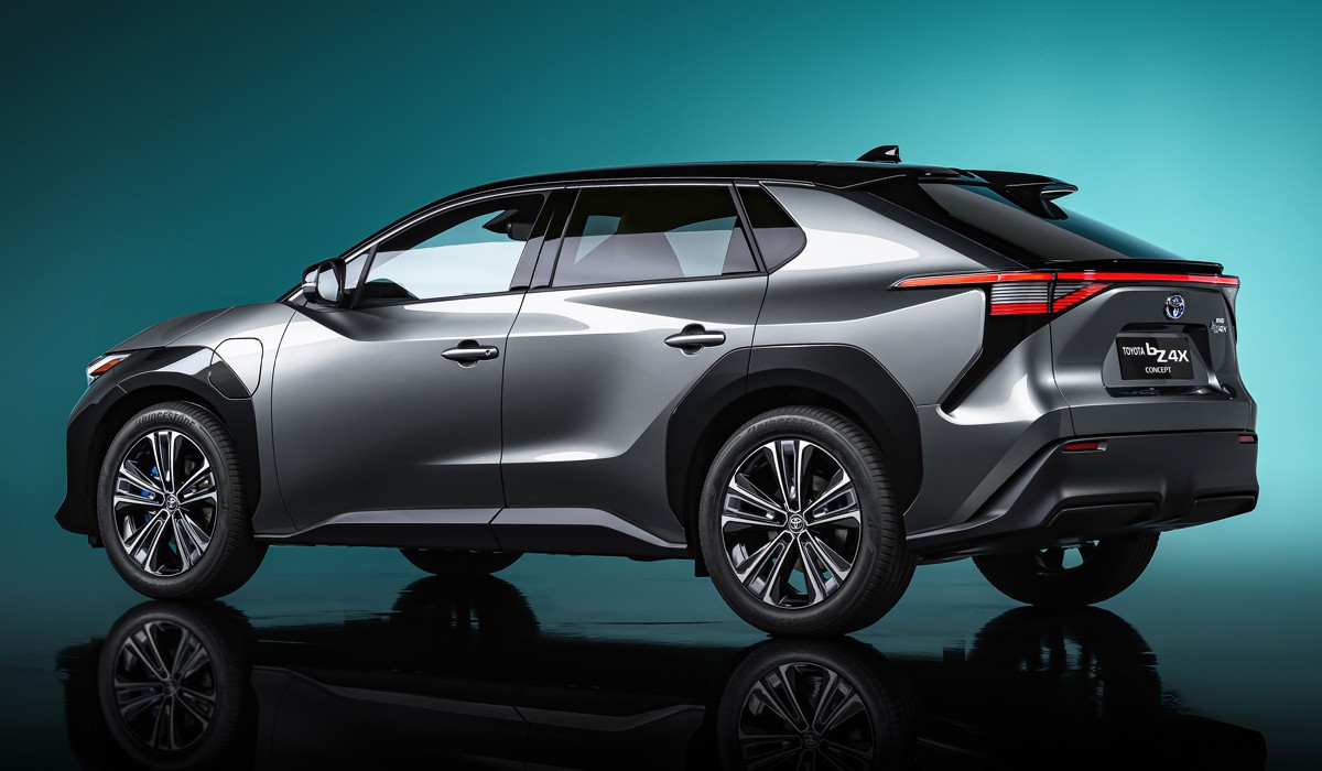 Кроссовер Toyota bZ4X откроет электрическую гамму компании Кроссовер Toyota bZ4X откроет электрическую гамму компании