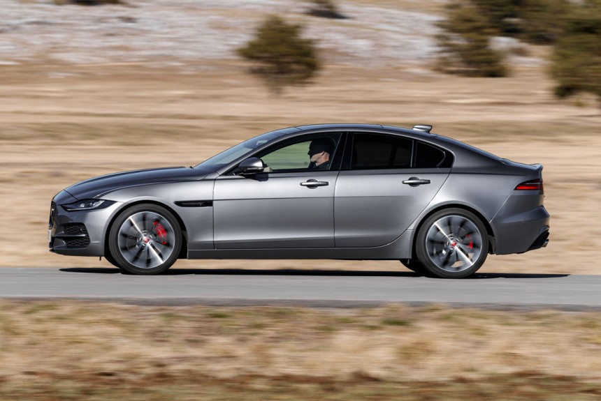 Седан Jaguar XE ушел с российского рынка Седан Jaguar XE ушел с российского рынка