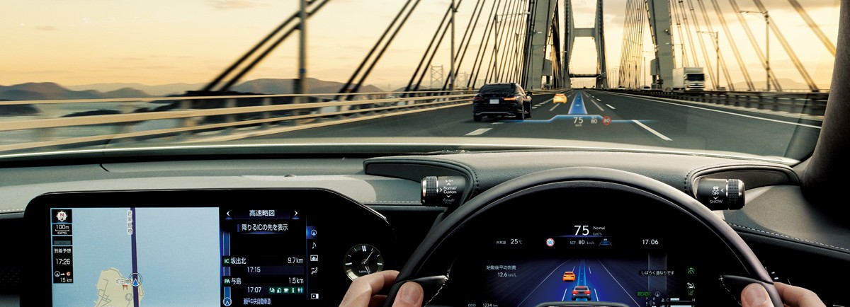 Lexus LS и Toyota Mirai первыми обрели автопилот