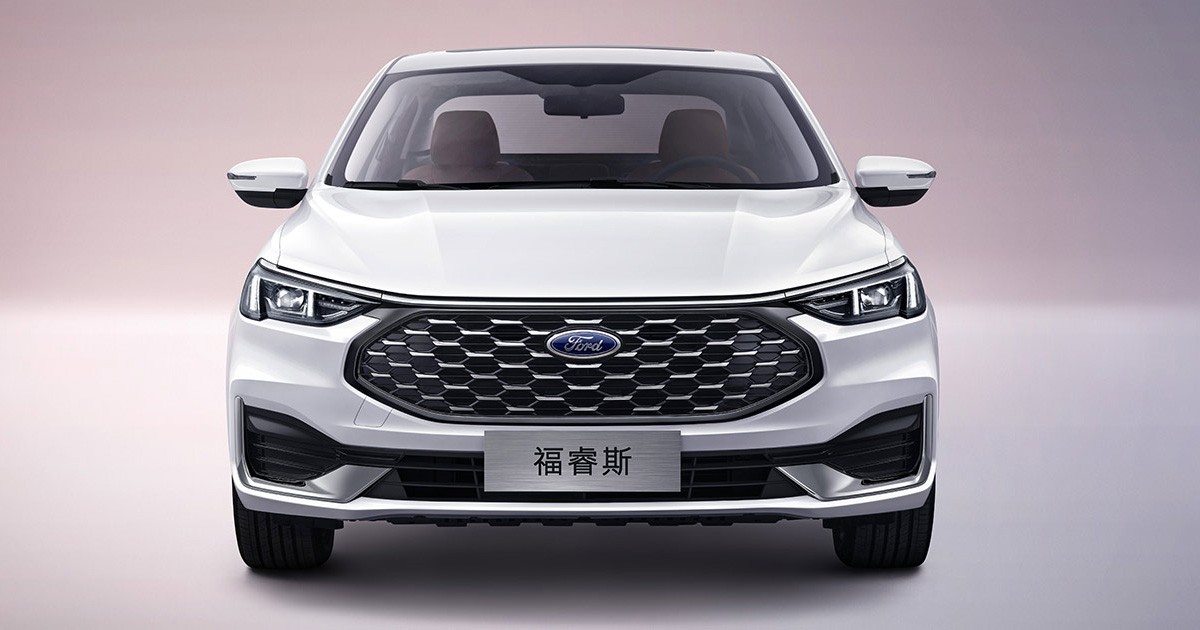 Седан Ford Escort обновлен во второй раз