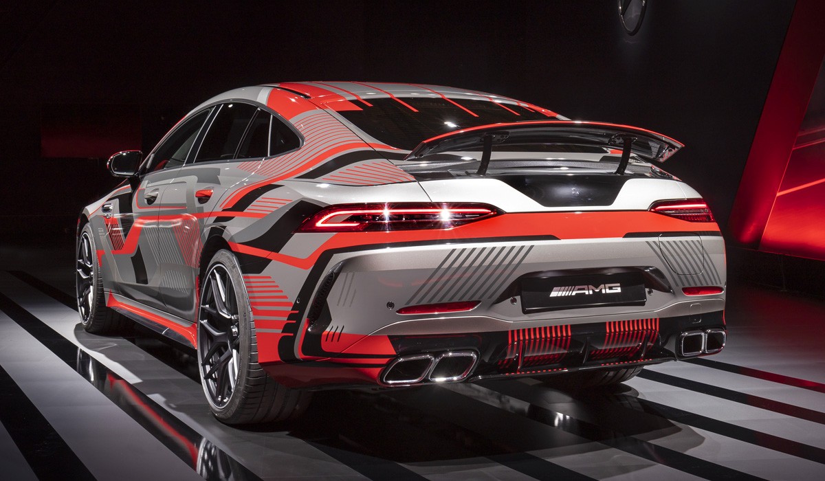 AMG переходит на гибриды: представлена система E Performance AMG переходит на гибриды: представлена система E Performance