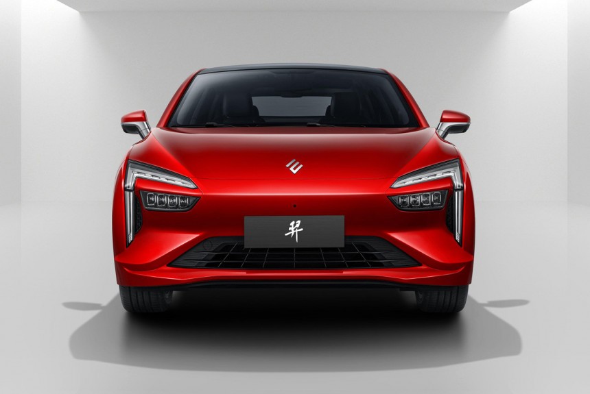 Renault и Jingliang показали седан Yi для каршеринга Renault и Jingliang показали седан Yi для каршеринга