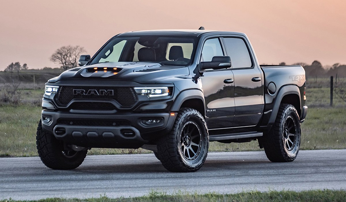 Сумасшедший внедорожник Hennessey Mammoth 1000 SUV на базе пикапа Сумасшедший внедорожник Hennessey Mammoth 1000 SUV на базе пикапа