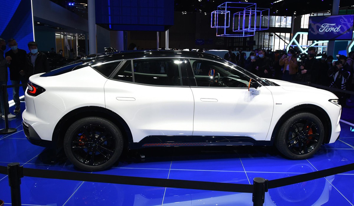 Новый кросс-лифтбек Ford Evos — наследник Mondeo