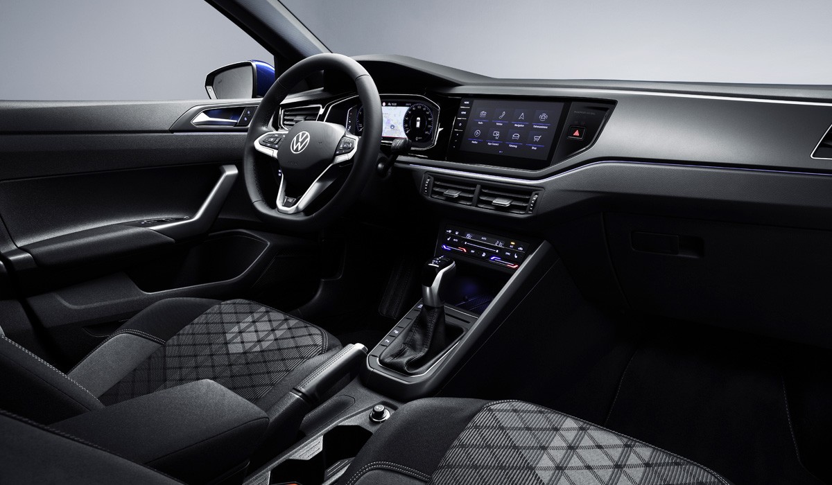 Европейский Volkswagen Polo обновлен и стал богаче Европейский Volkswagen Polo обновлен и стал богаче