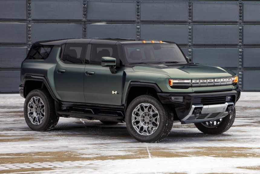 Внедорожник GMC Hummer EV SUV составил компанию пикапу Внедорожник GMC Hummer EV SUV составил компанию пикапу