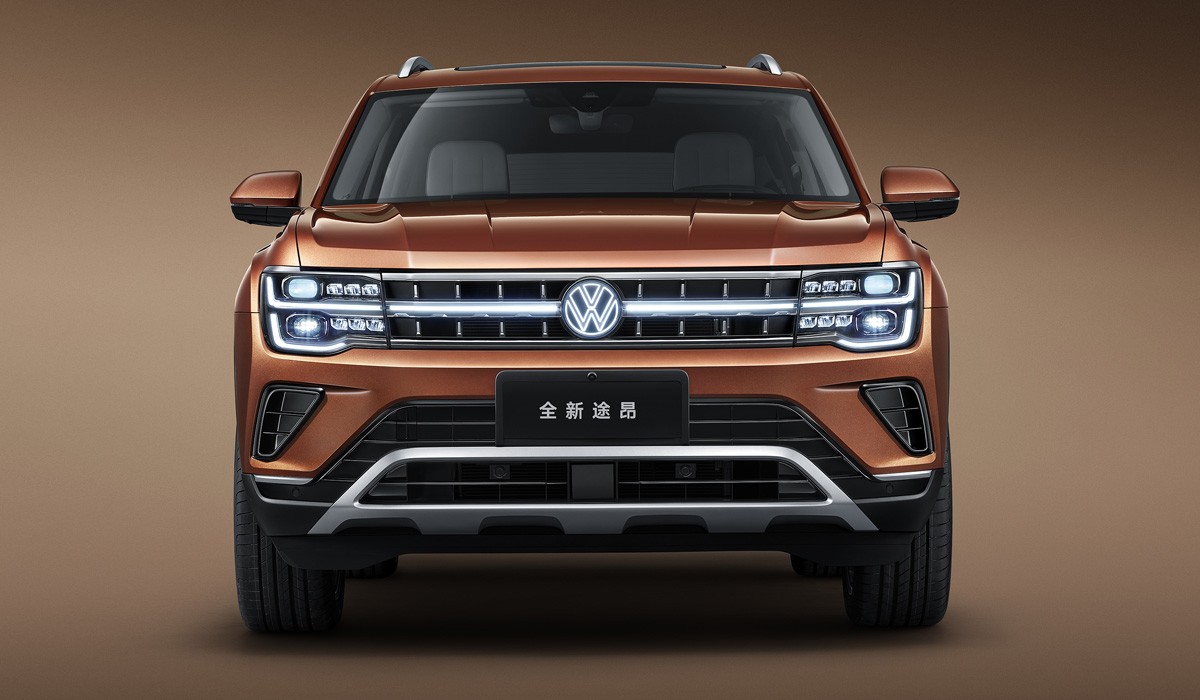 Китайский Volkswagen Teramont обновлен масштабнее американского Китайский Volkswagen Teramont обновлен масштабнее американского
