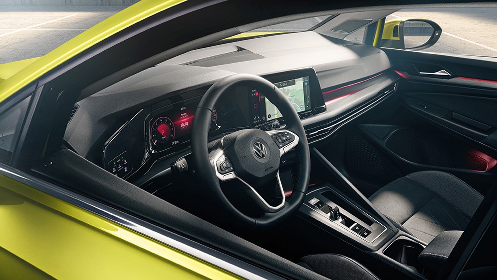 Новый Volkswagen Golf все-таки выходит на российский рынок: цены Новый Volkswagen Golf все-таки выходит на российский рынок: цены