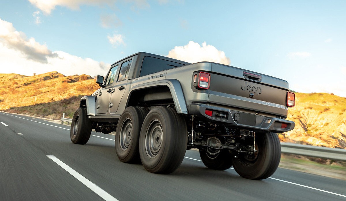 Ателье Next Level показало шестиколесный Jeep Gladiator Ателье Next Level показало шестиколесный Jeep Gladiator