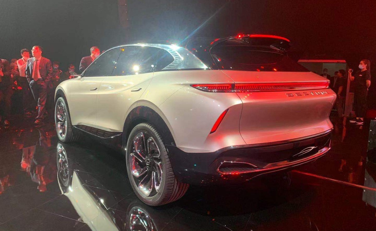 Бренд Bestune отметил 15-летие двумя концептами и новой стратегией