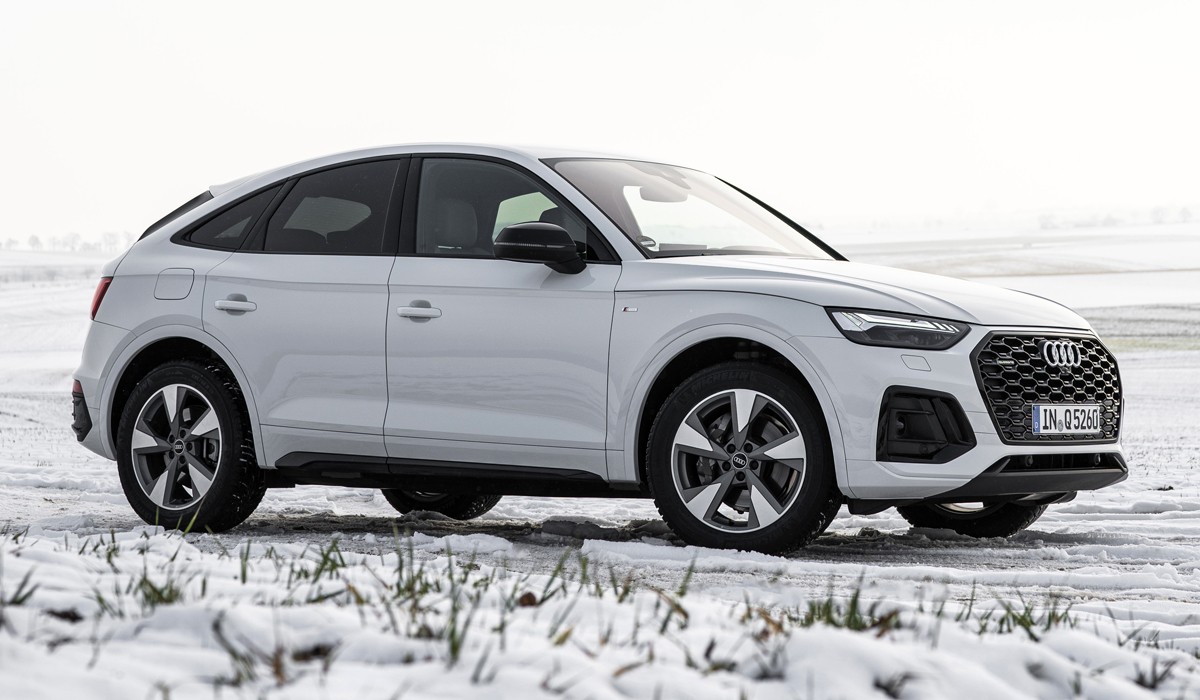 Объявлены цены на купеобразные кроссоверы Audi Q5 Sportback