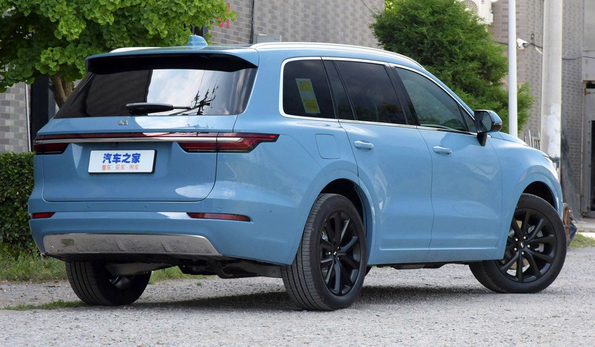 Кроссовер Leading Ideal One обновлен под нужды клиентов