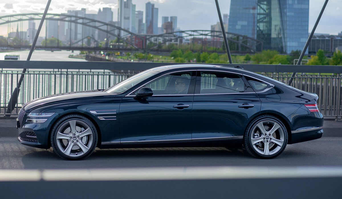 Genesis выходит на европейский рынок без дилеров