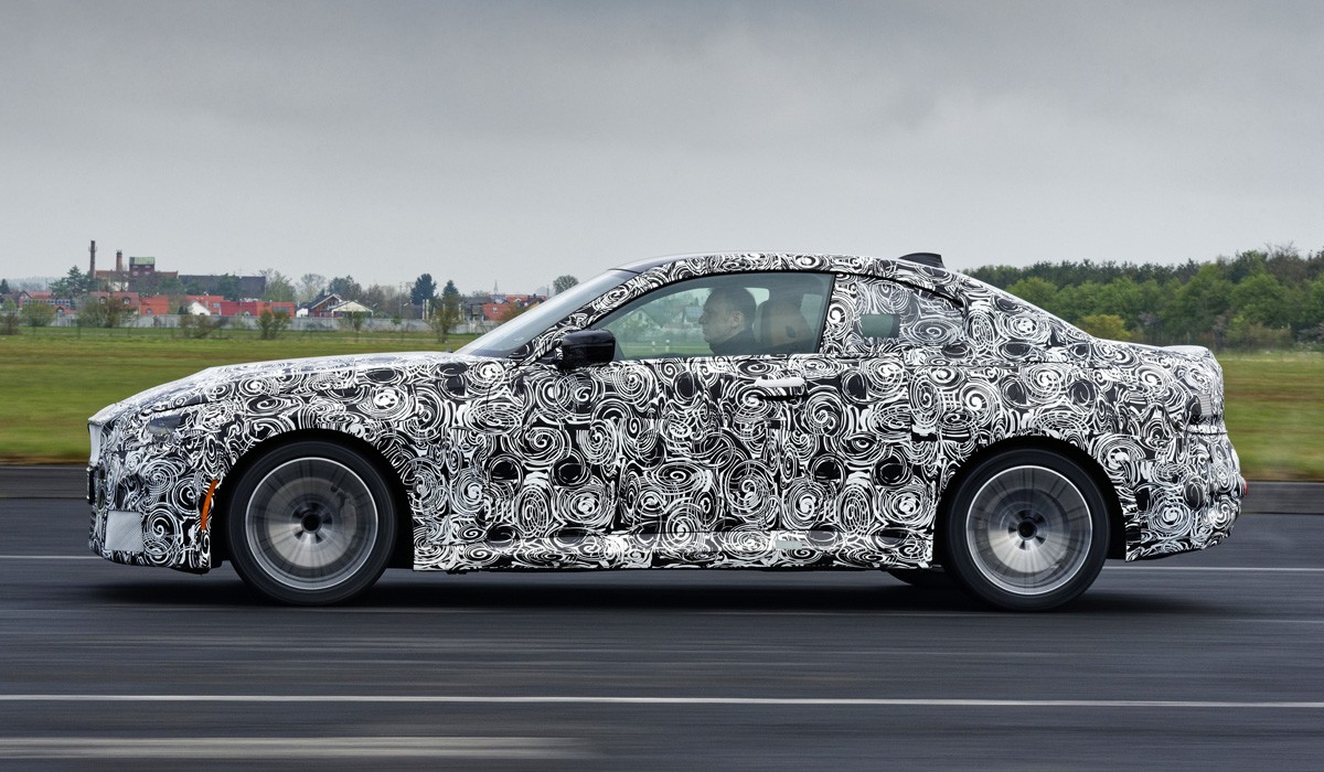 Купе BMW второй серии готовится к смене поколения