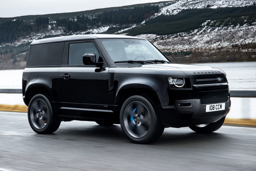 Land Rover Defender V8 появится в России: объявлены цены