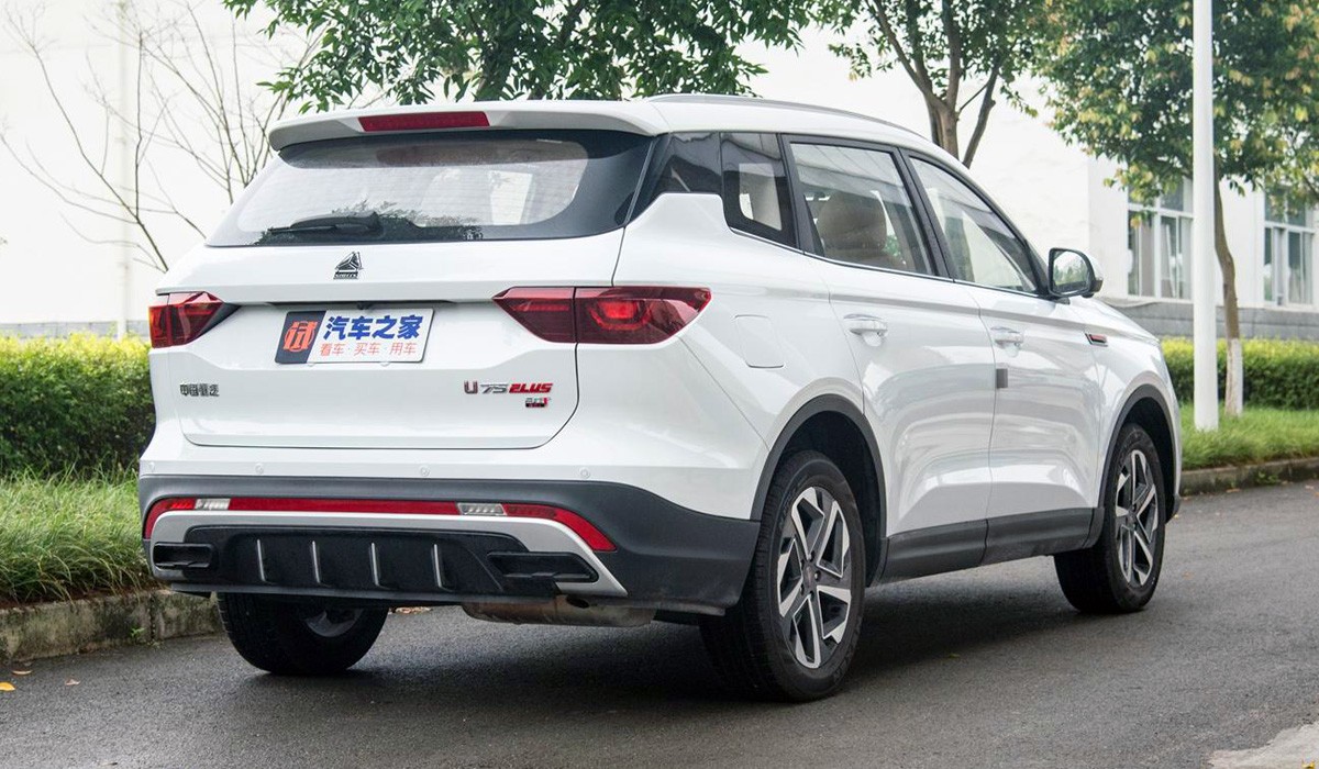 U75plus. Кроссовер VGV u70 Pro. VGV u70 китайский кроссовер. VGV u75 Plus. Кроссовер u75 Plus.