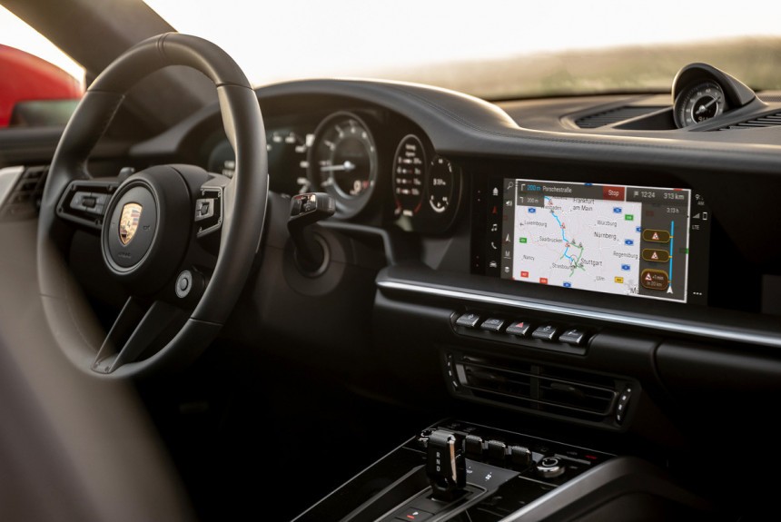 Porsche представляет медиасистему PCM 6.0 с новыми функциями Porsche представляет медиасистему PCM 6.0 с новыми функциями