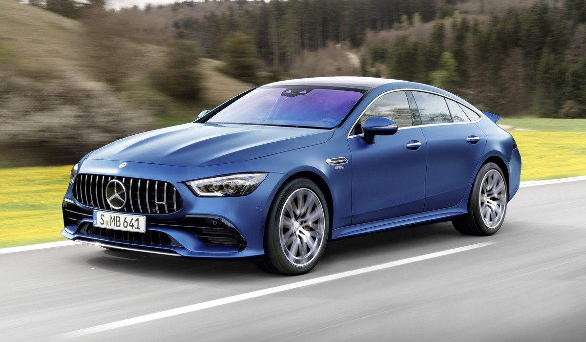 Лифтбек Mercedes-AMG GT перенес модное обновление Лифтбек Mercedes-AMG GT перенес модное обновление